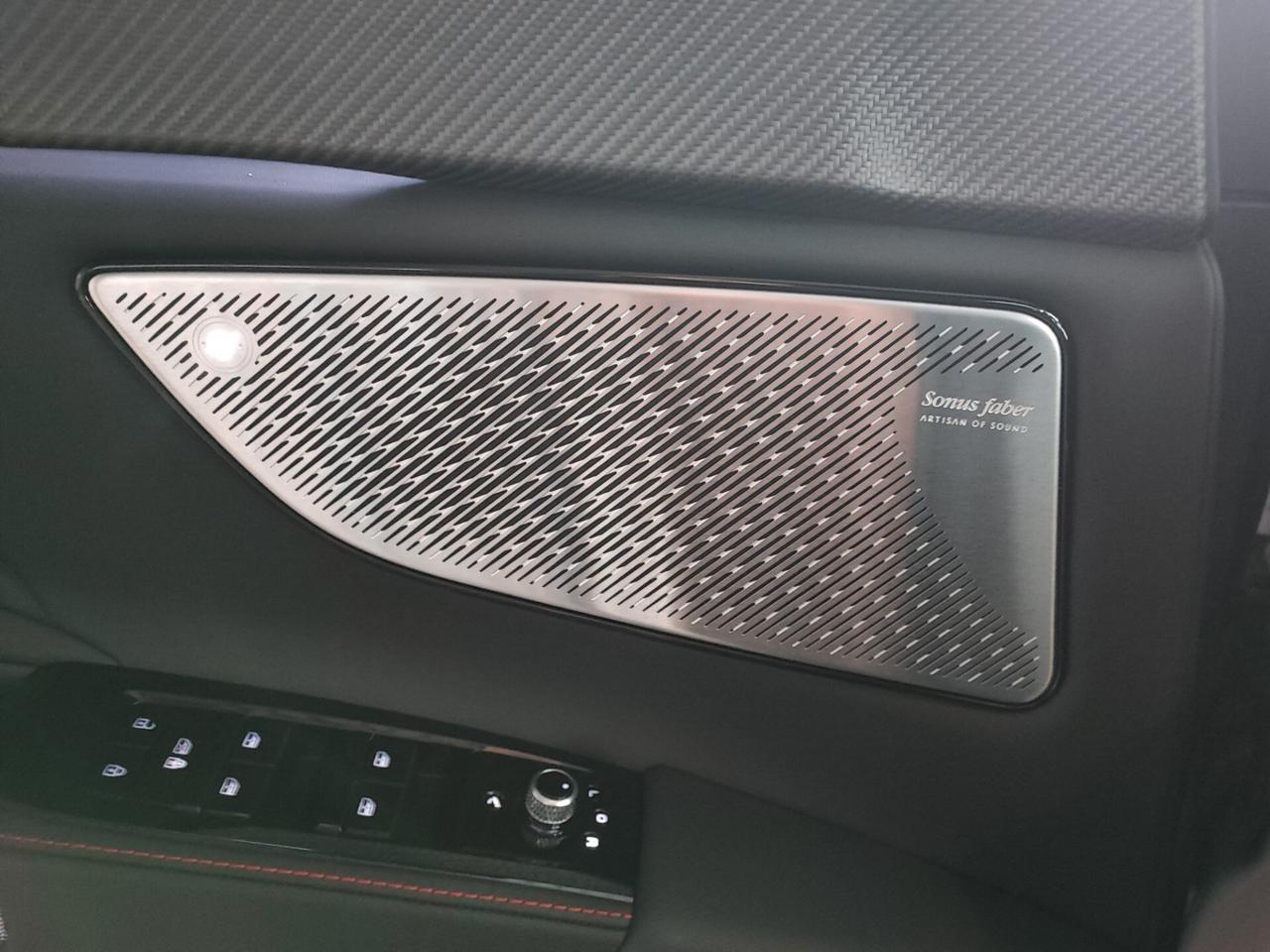 Maserati Grecale V6 AWD Trofeo FULL+++