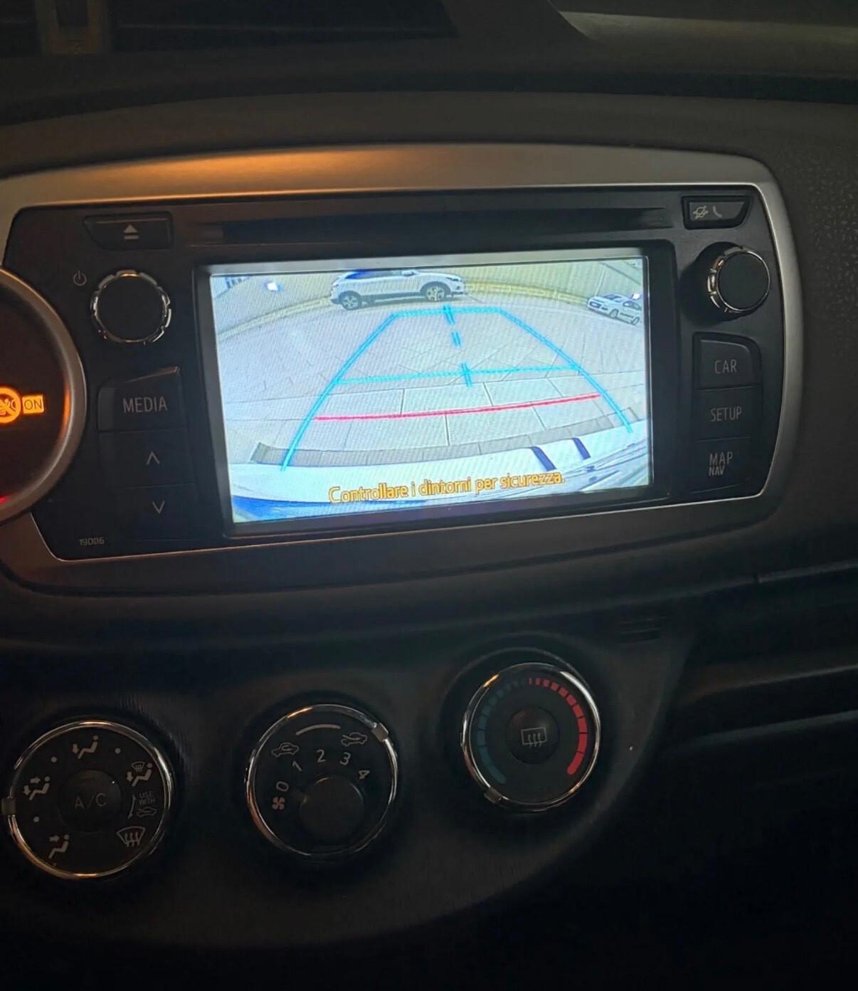 Toyota Yaris 1.0 5 porte Lounge