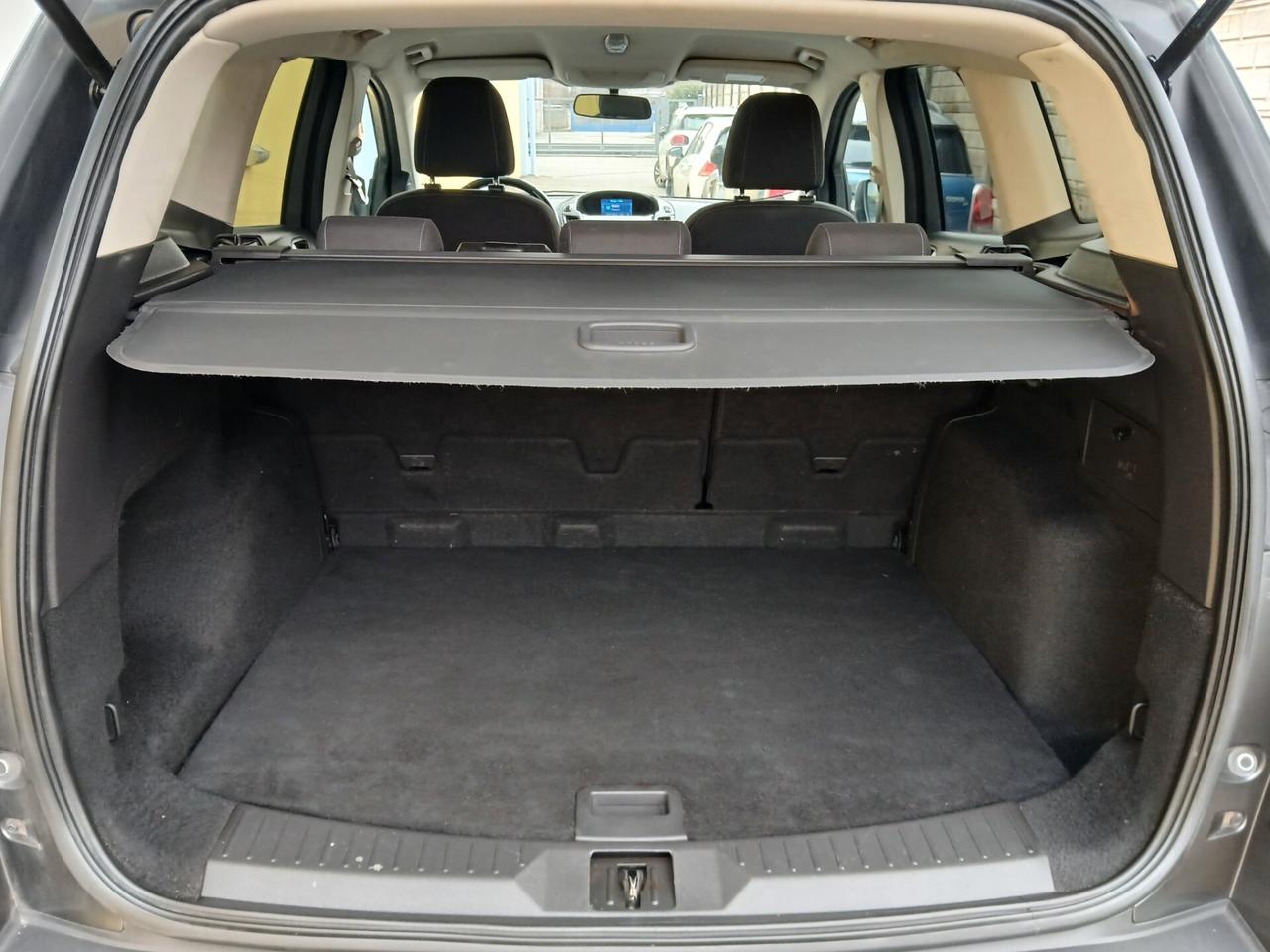 Ford Kuga 2,0 EURO 6 TAGLIANDI CERTIFICATI