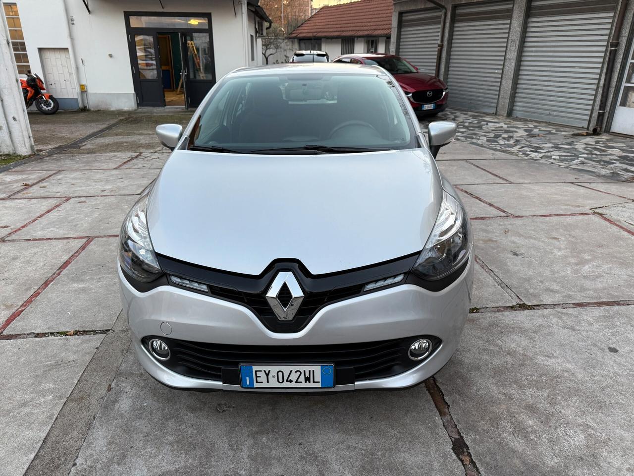 Renault Clio 1.2 75CV 5 porte Wave