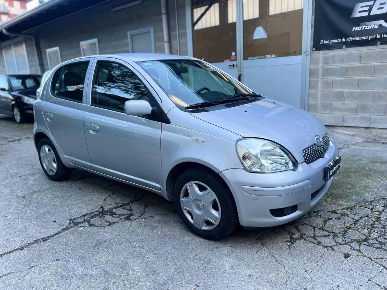 Toyota Yaris 1.0i 16V cat 5p Expo Clima