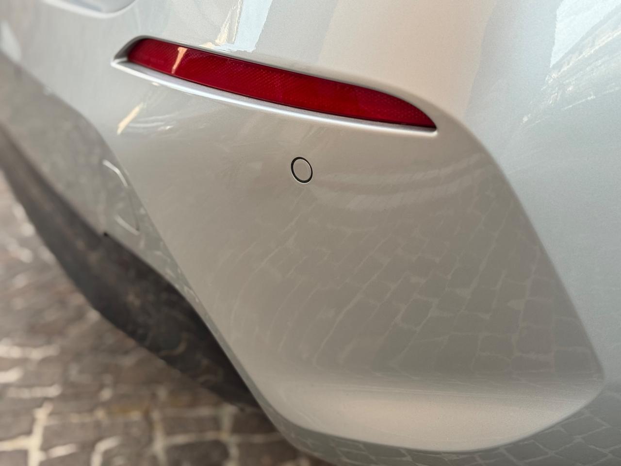 Bmw 116 116d 5p. Luxury