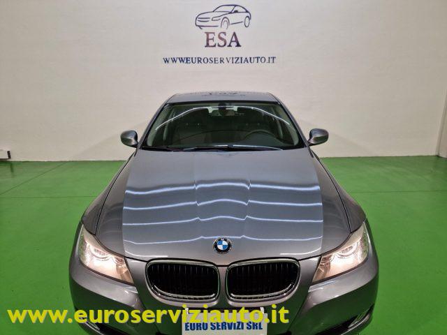 BMW 320 i cat Touring Attiva