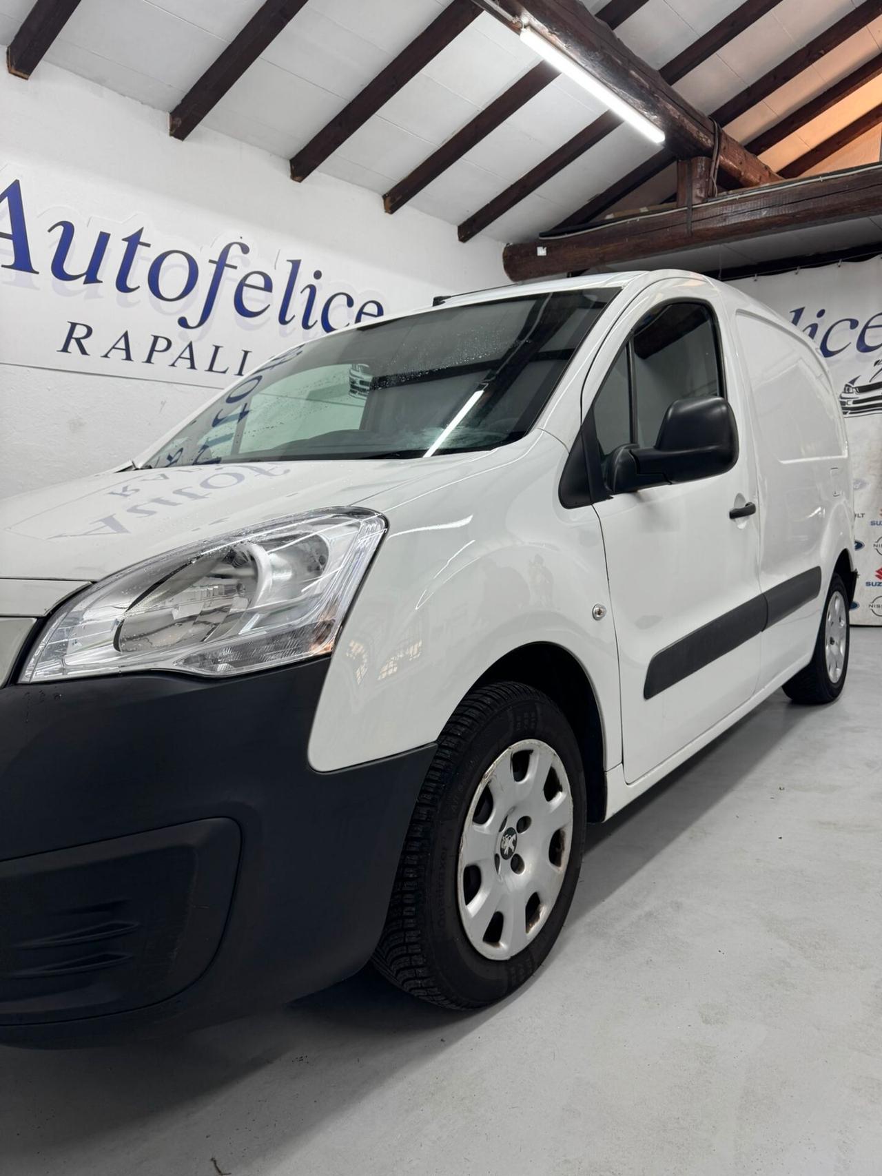 Peugeot partner 1,6 BLUE hdi anno 2015