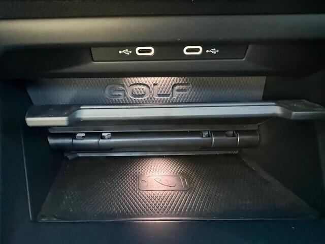 Volkswagen Golf 2.0 TDI GTD DSG 200CV