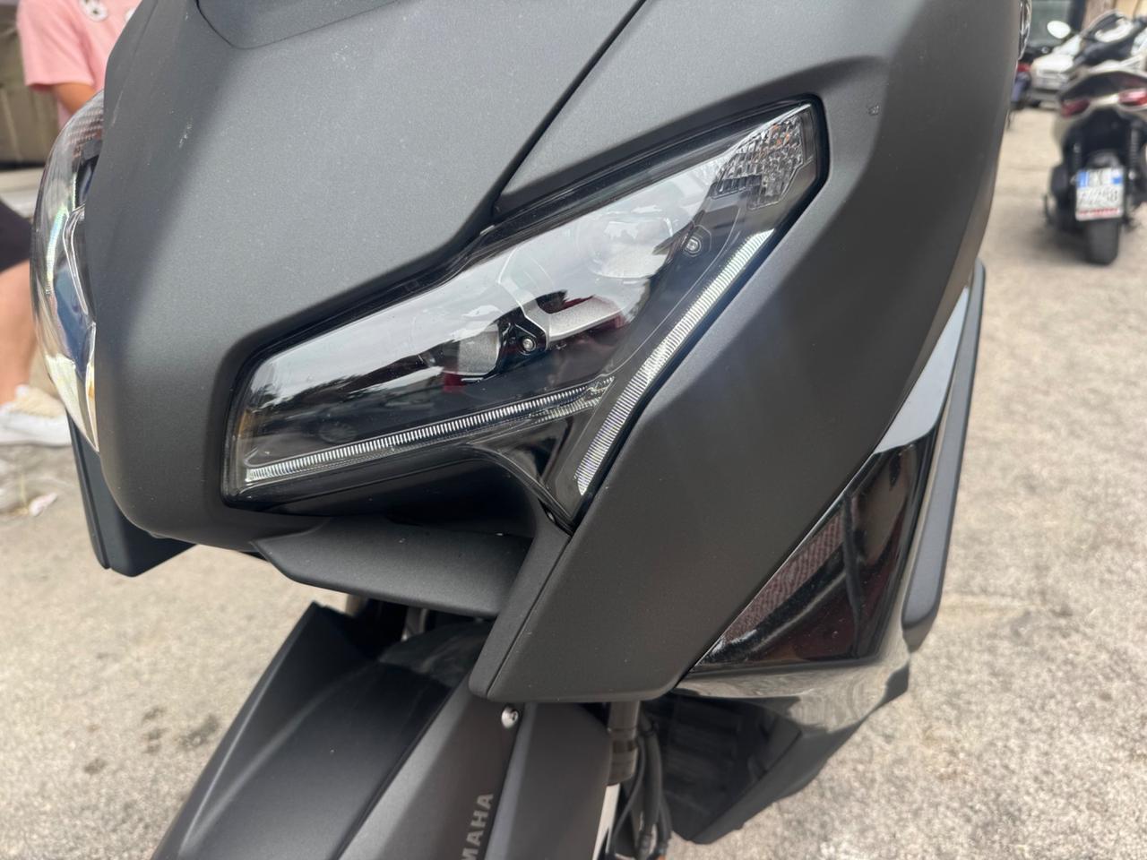 Yamaha TMAX 560 Sport