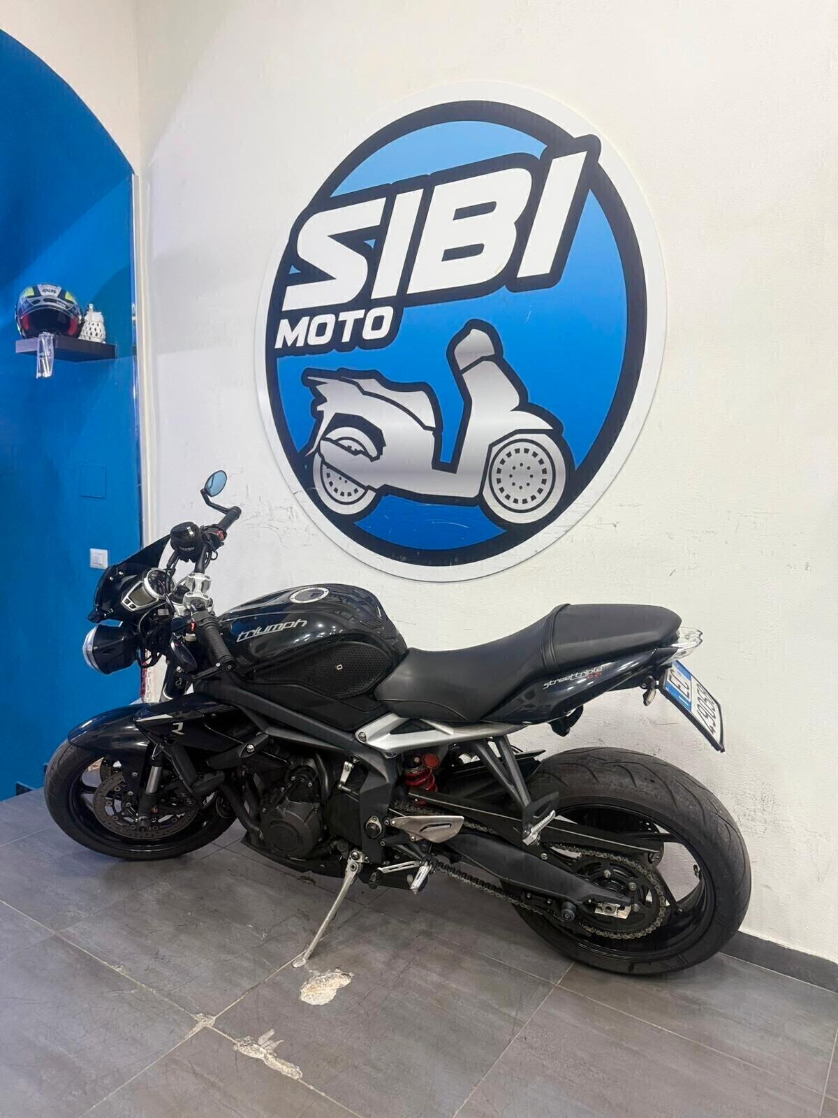 Triumph Street Triple