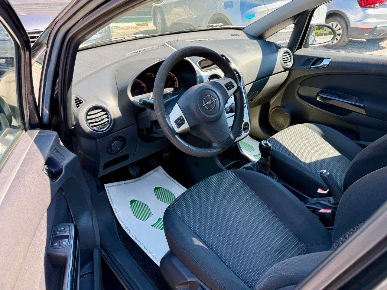 Opel Corsa 1.2 Ok Neopatentati