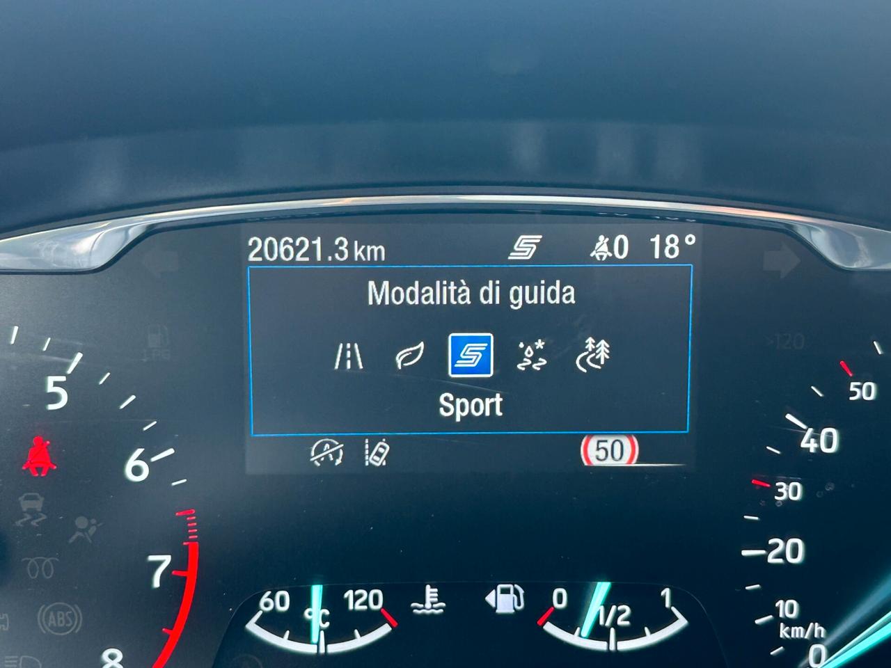 Ford Puma 1.0 EcoBoost Hybrid 125 CV S&S Titanium