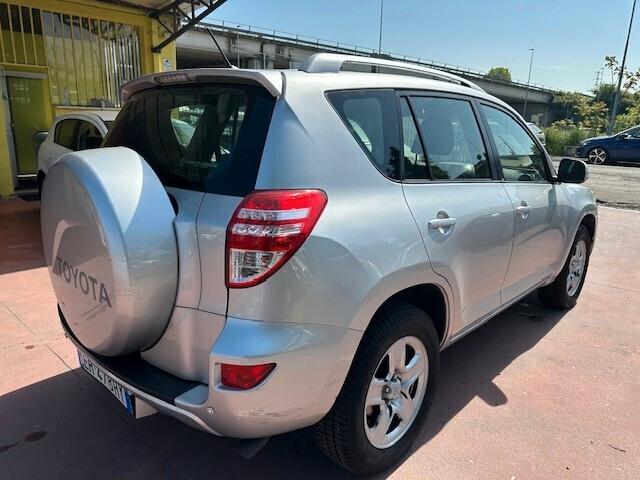 Toyota RAV 4 RAV4 Crossover 2.2 D-4D 150 CV DPF Exclusive
