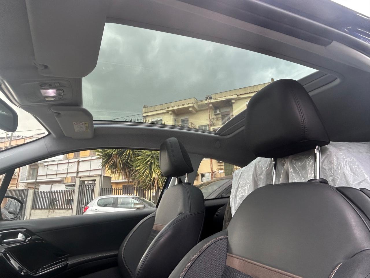 Peugeot 208 1.6 e-HDi 92 CV 3 porte Allure