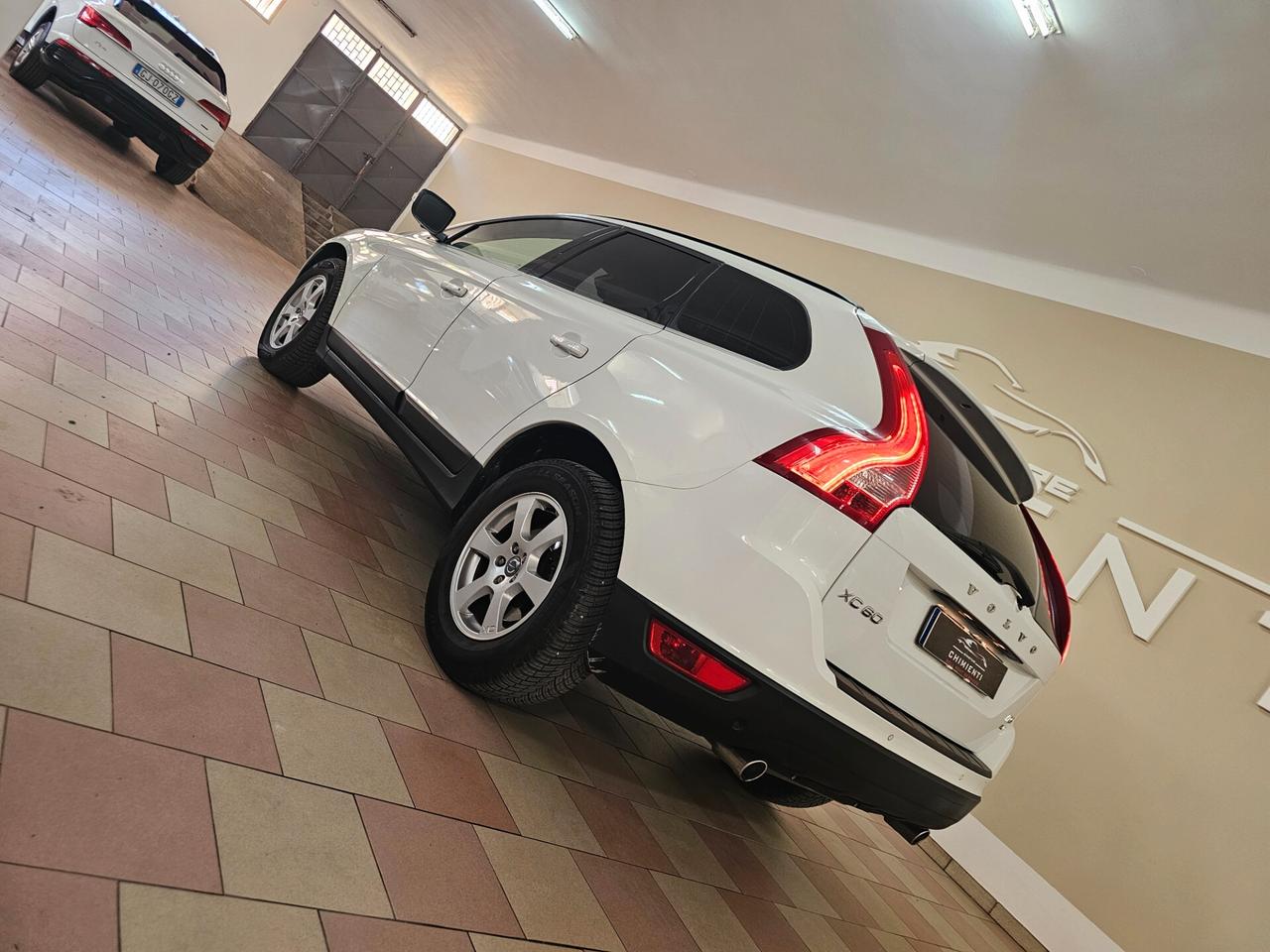 Volvo XC 60 XC60 D3 AWD Geartronic R-design