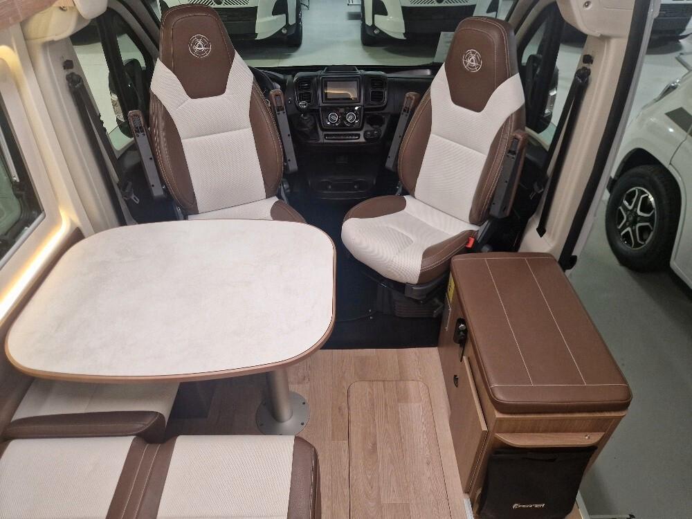 CAMPER VAN DREAMER FAMILY VAN SELECT