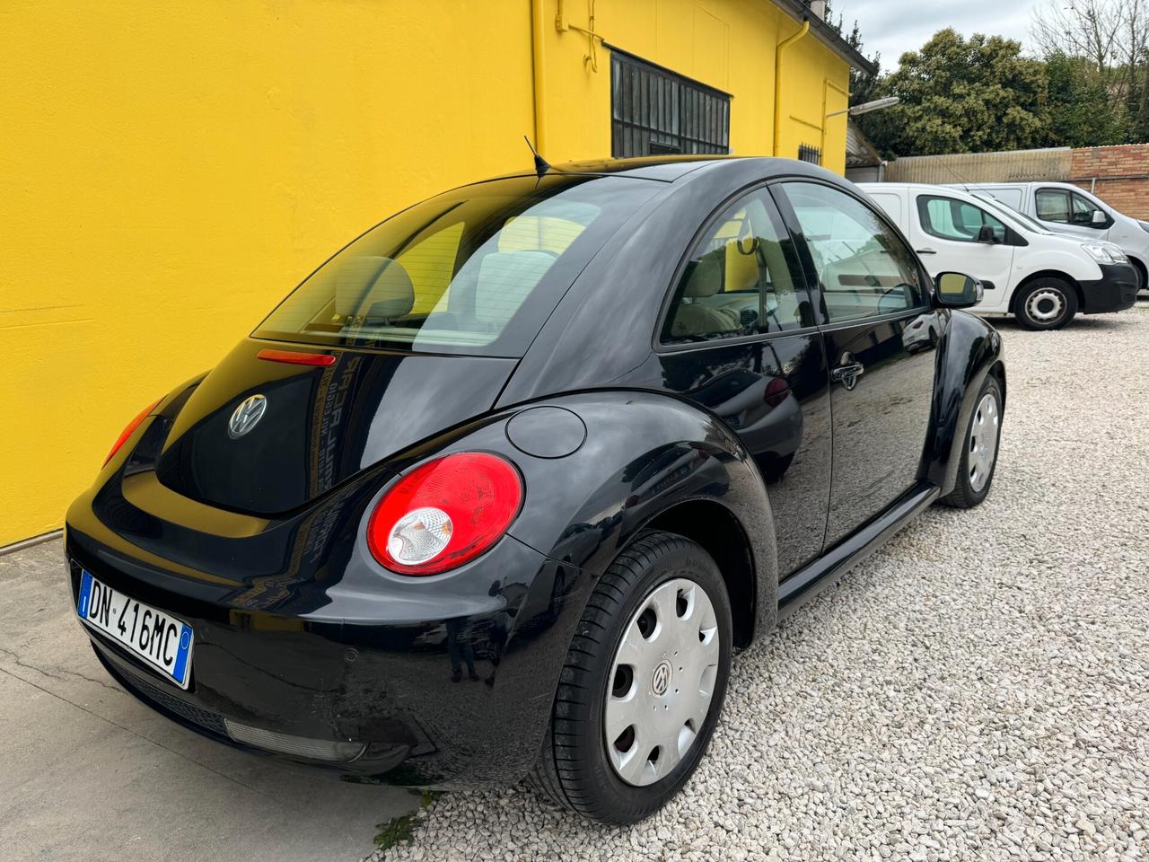 Volkswagen New Beetle 1.6 2008 69000KM