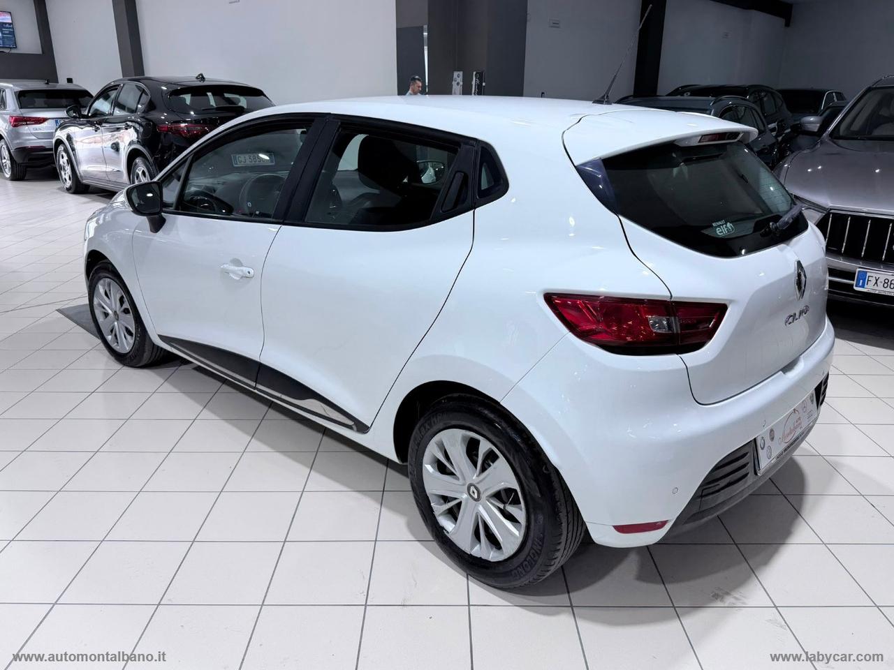 RENAULT Clio dCi 8V 75CV 5p. Moschino Intens