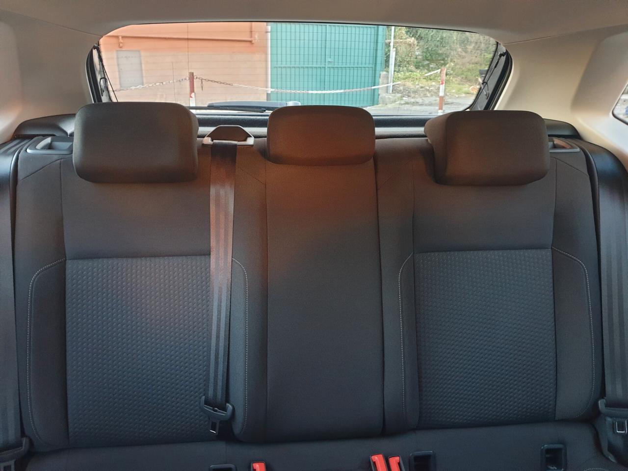 Volkswagen Polo 1.0 TSI 5p. r line