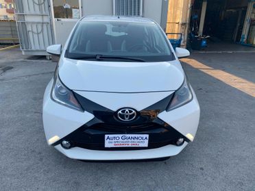 Toyota Aygo 1.0 VVT-i 69 CV 5P. X-WAVE A Prezzo