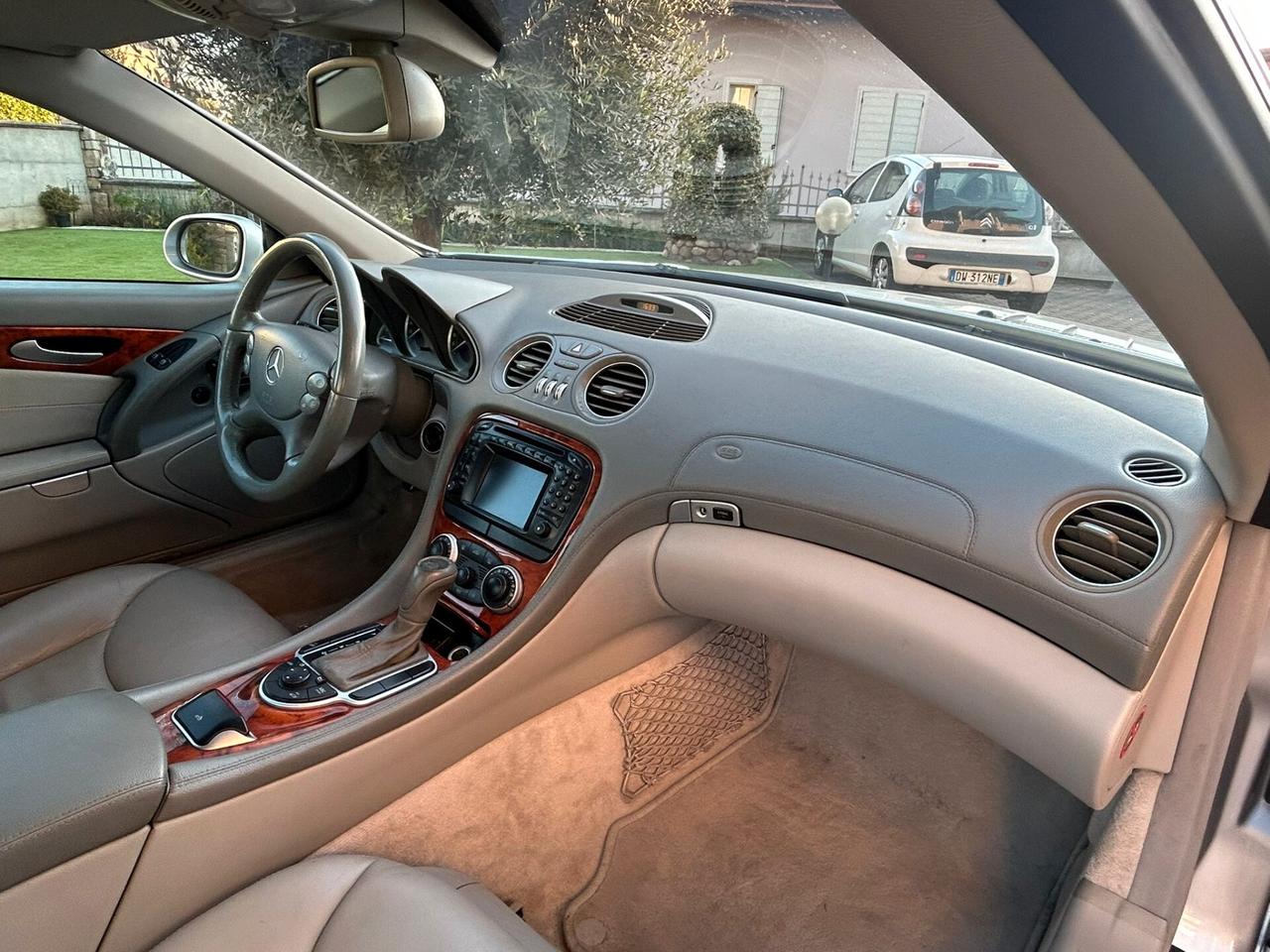 Mercedes-benz SL 500 Roadster - R230 V8