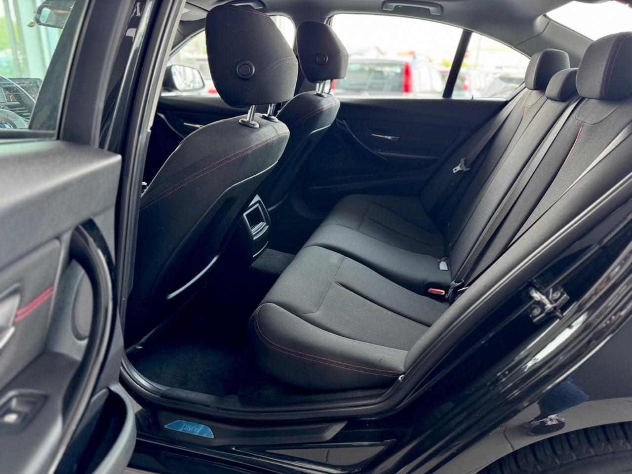 Bmw 318d Sport LED CRUISE