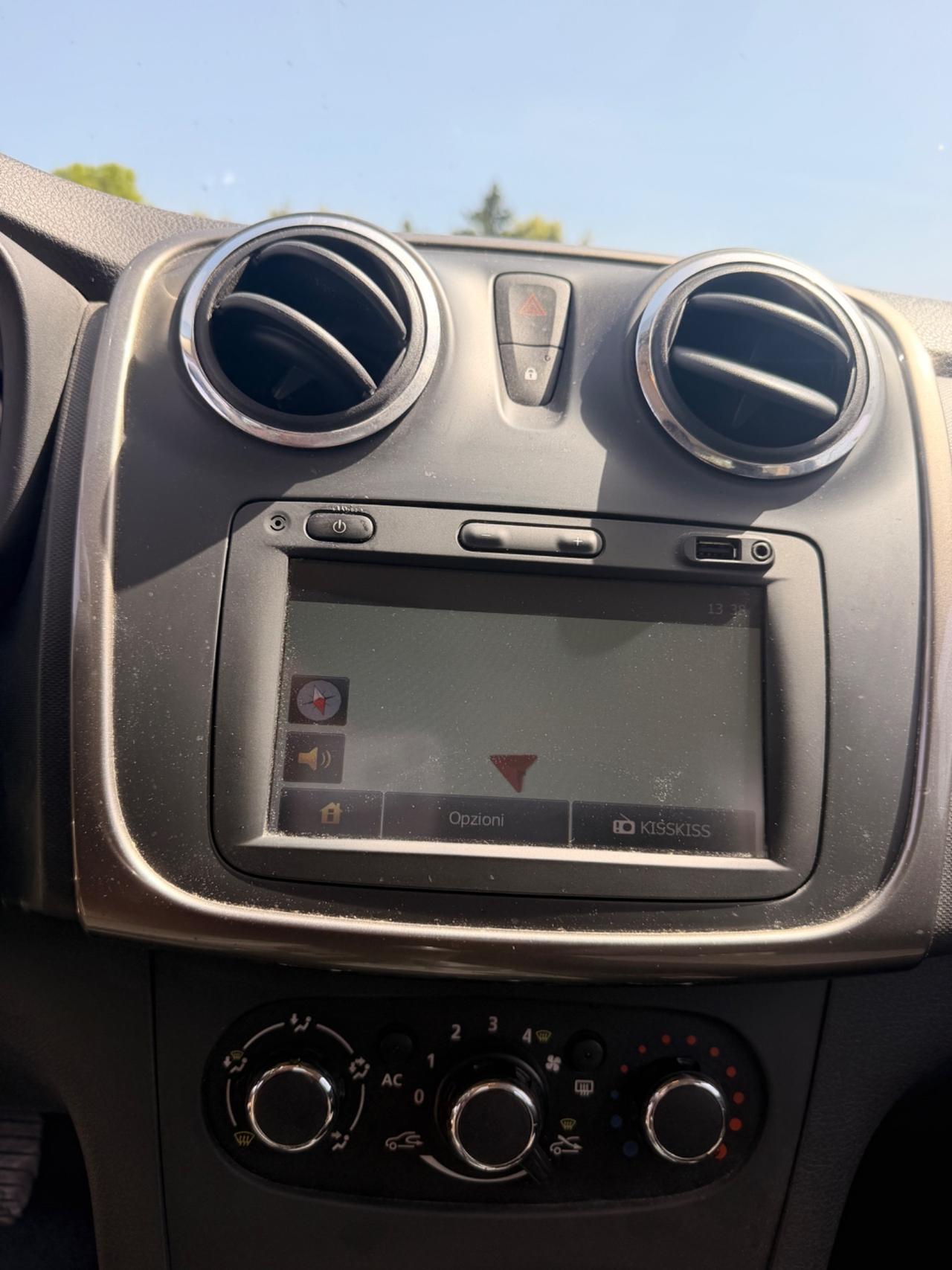 Dacia Sandero 900 12V 90CV Lauréate-2013