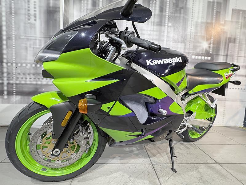 Kawasaki ZX-9R Ninja