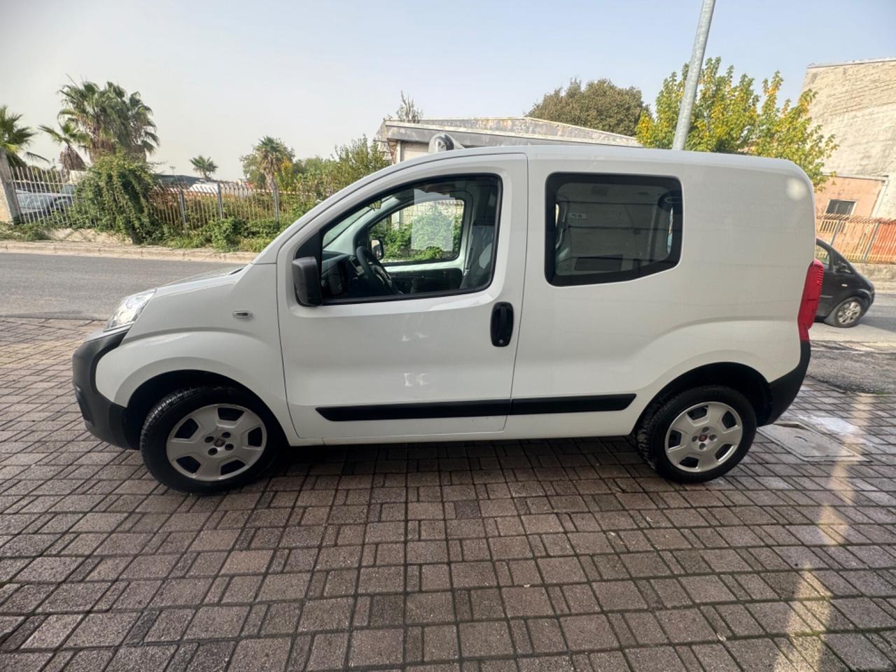 Fiat Fiorino 1.3 MJT 95CV VETRATO