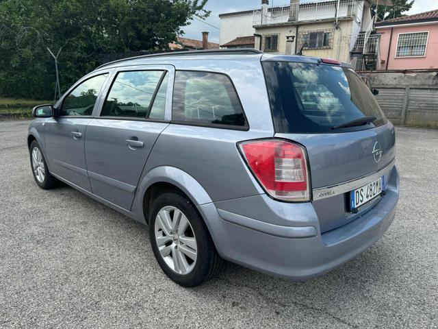 OPEL Astra 1.6 16V VVT Station Wagon Cosmo