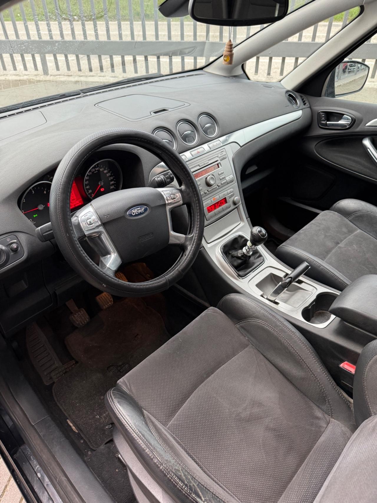 Ford S-Max 1.8 TDCi 125CV Titanium