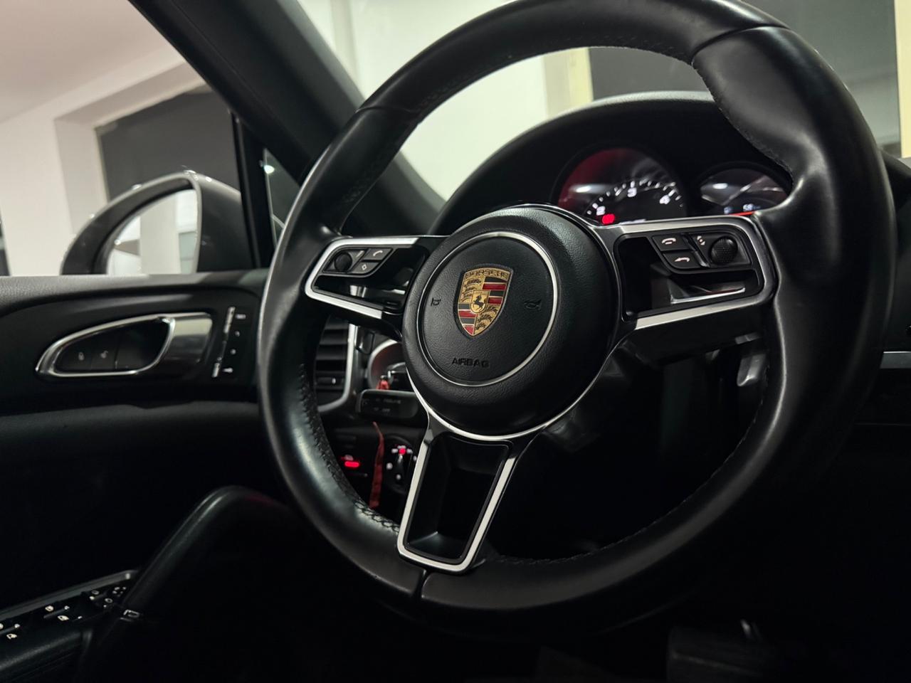 Porsche Cayenne 3.0D250cv BLACK+R21+CHRONO SPORT2016