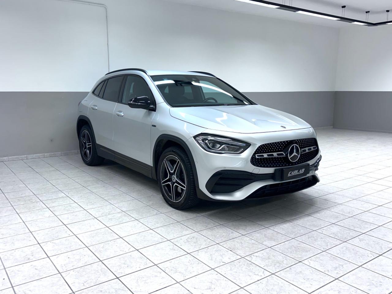 Mercedes-benz GLA 250 e EQ-Power Automatic Premium