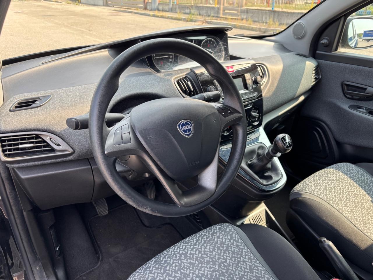 Lancia Ypsilon 1.2 69 CV UNICO PROPRIETARIO