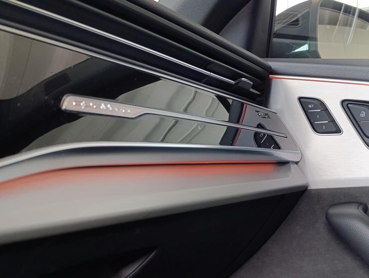 Audi Q8 60 3.0 tfsi e S line Plus quattro tiptronic