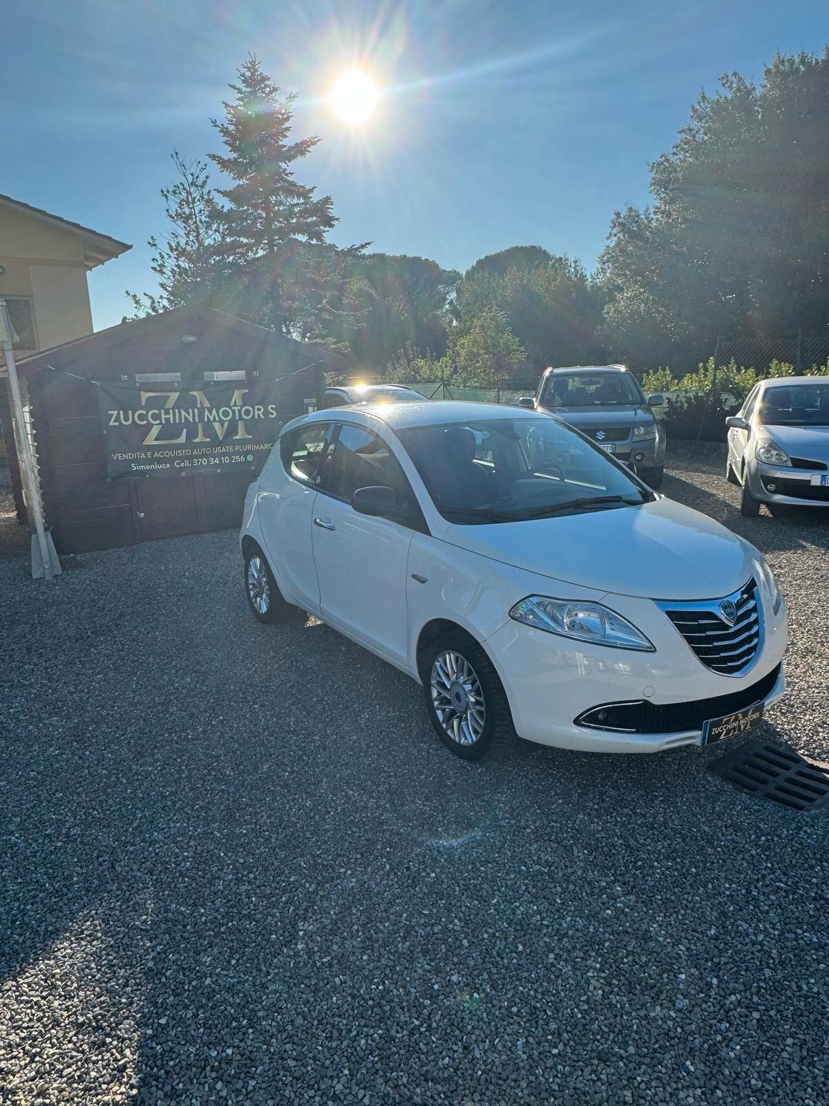 Lancia Ypsilon 1.2 69 CV 5 porte GPL Ecochic Gold