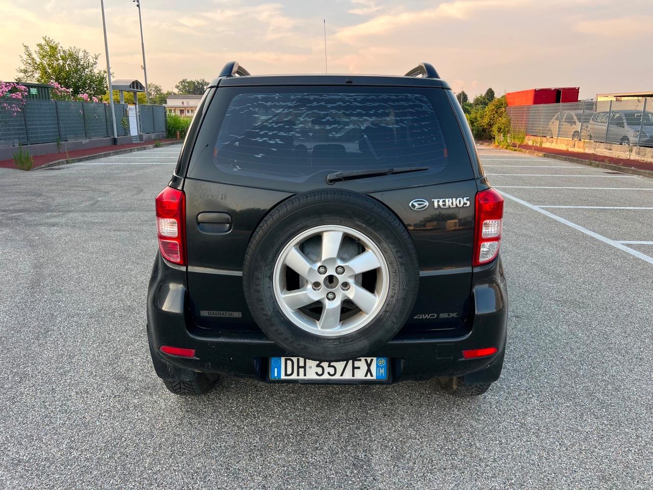 Daihatsu Terios 1.5 4WD SX Green Powered