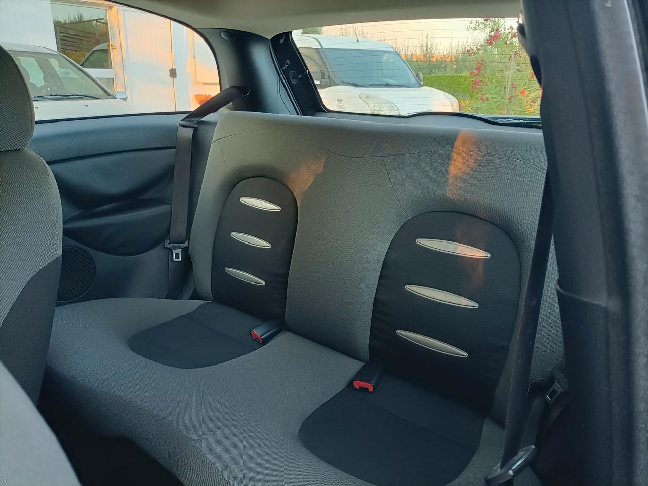 Lancia Ypsilon 1.2 Argento