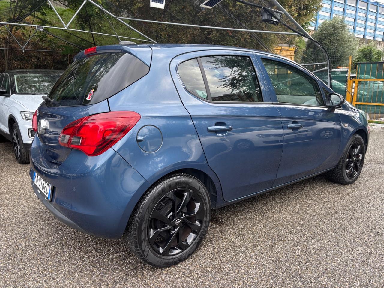 Opel Corsa 1.4 90CV 5 porte GPL