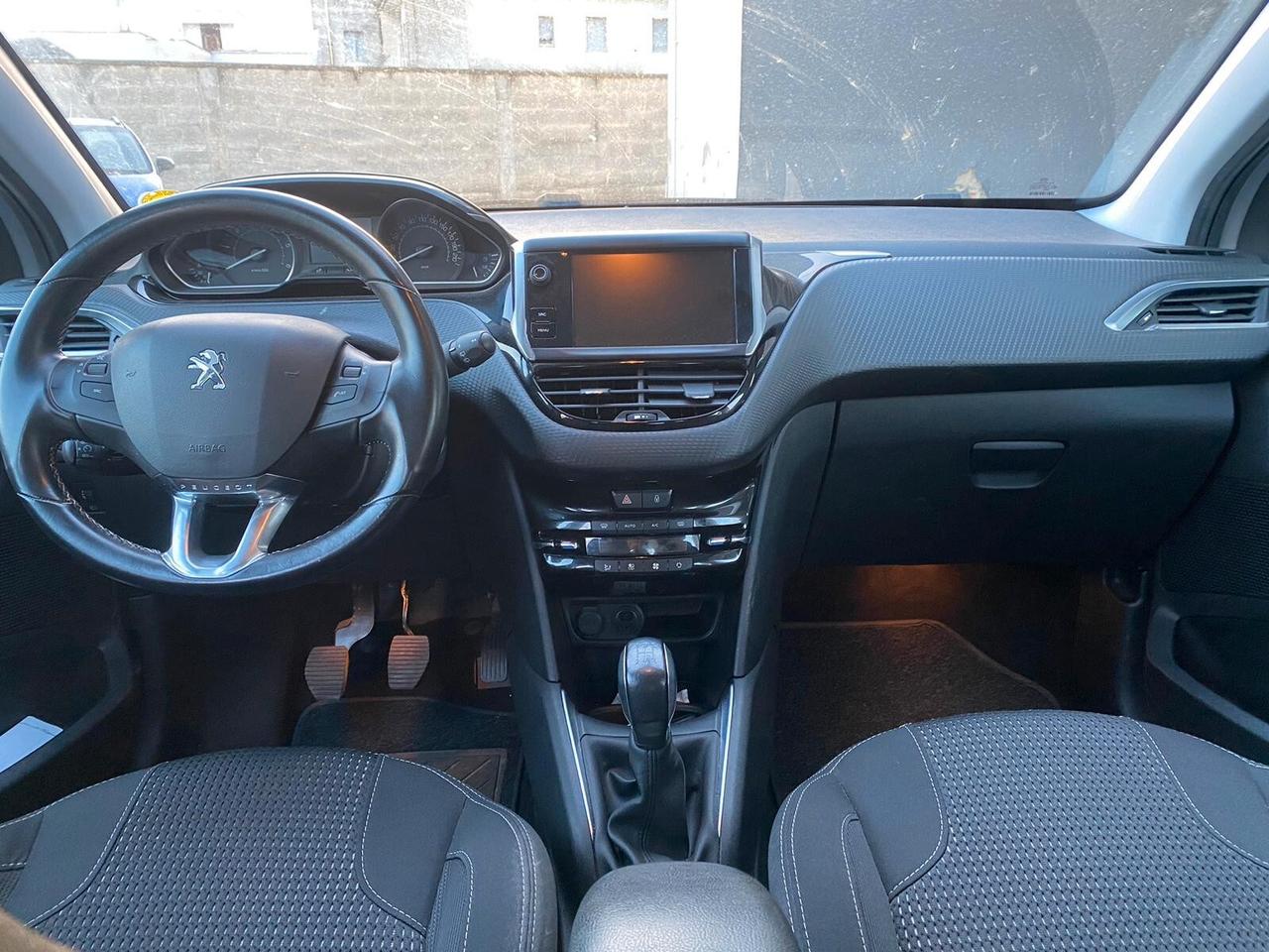 Peugeot 208 BlueHDi 75 5 porte Allure