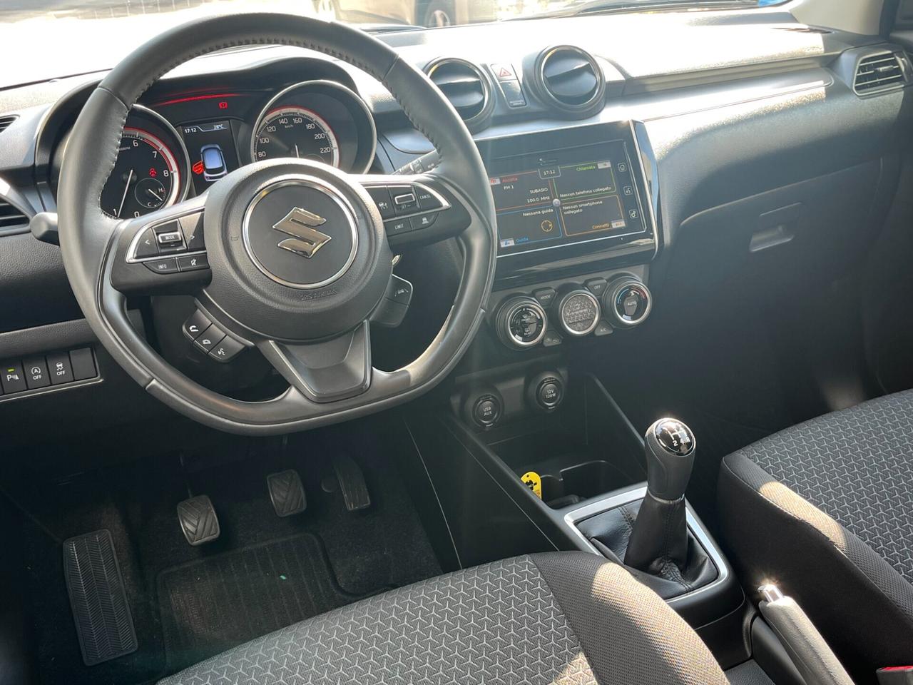 Suzuki Swift 1.2 Hybrid Top