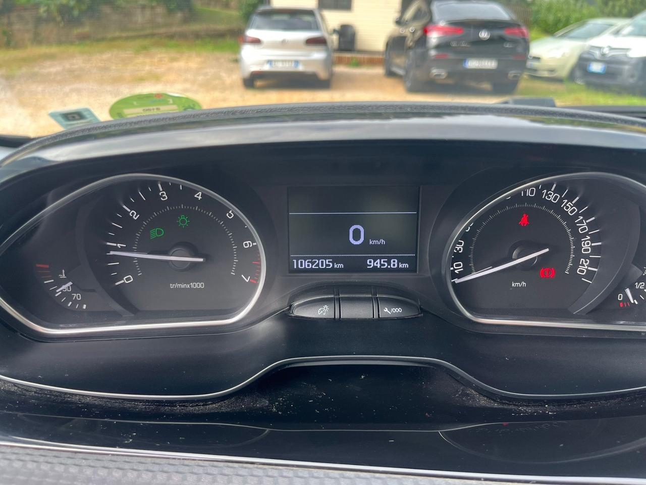 Peugeot 208 PureTech 82 5 porte Allure