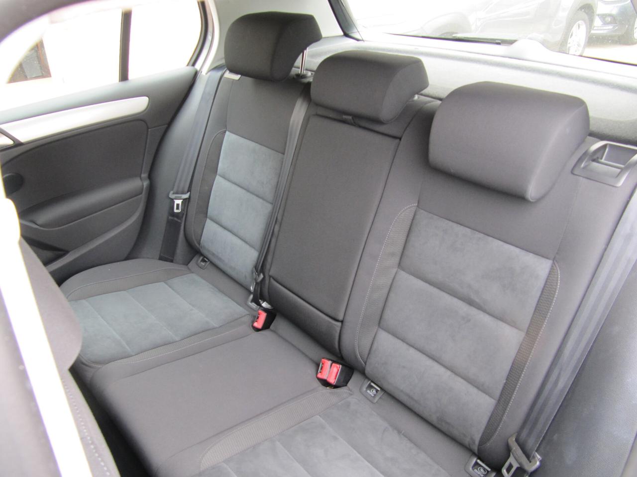 Volkswagen Golf 1.6 TDI DPF 5p. Highline