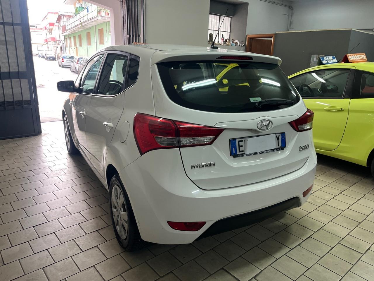 Hyundai iX20 1.4 gpl (m.70000) 12