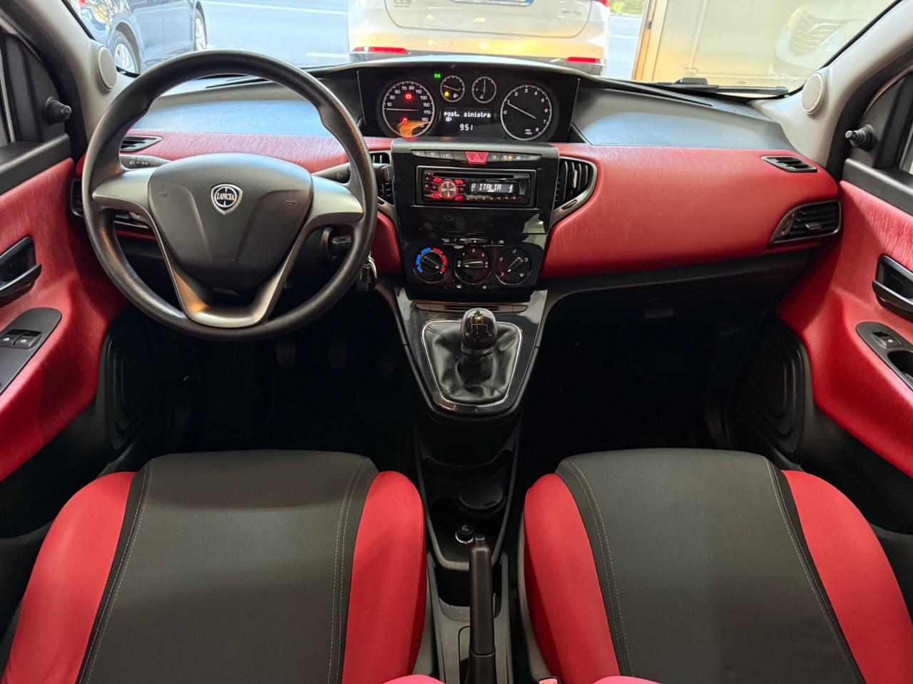 Lancia Ypsilon 1.2 69 CV 5 porte S&S solo 51.000km