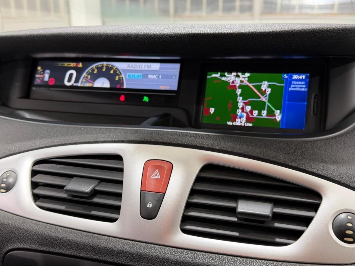 RENAULT - Scénic X-Mod - 1.5 dCi 110CV Dynamique