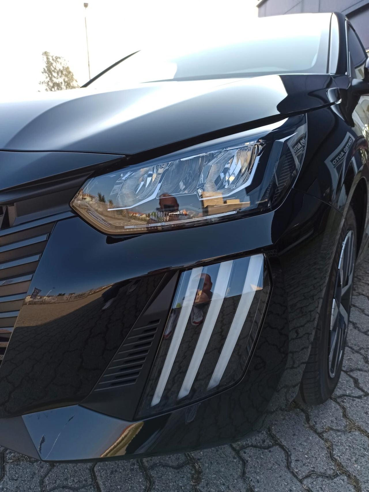 Peugeot 208 Hybrid 110 e-DCS6 Style