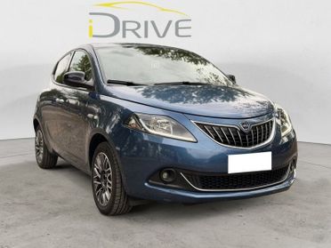 Lancia Ypsilon 1.0 FireFly Hybrid GOLD.
