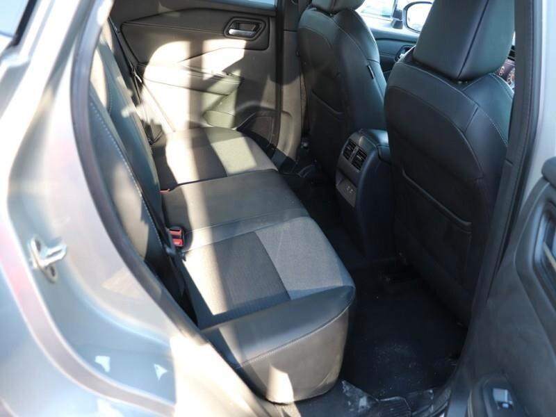 Nissan Qashqai MHEV 140CV 6M N-CONNECTA ( COCKPIT - FARI LED SENSORI POST. MIRROR )