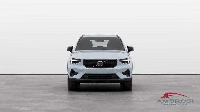 VOLVO XC40 B3 Mild hybrid Benzina Plus Dark