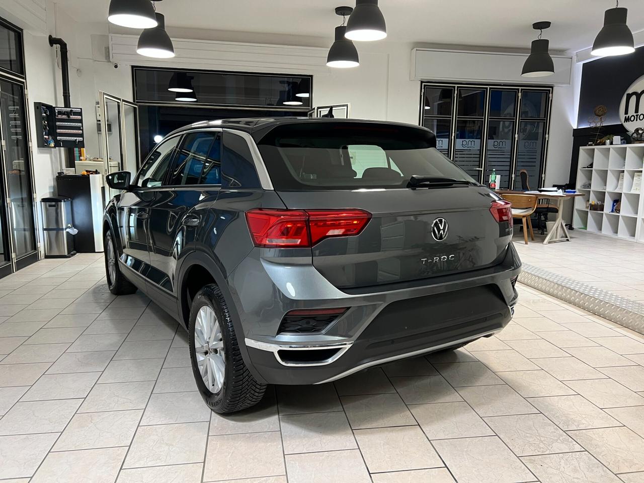 Volkswagen T-Roc 1.0 TSI Business BlueMotion "CONSEGNA 1 ORA"