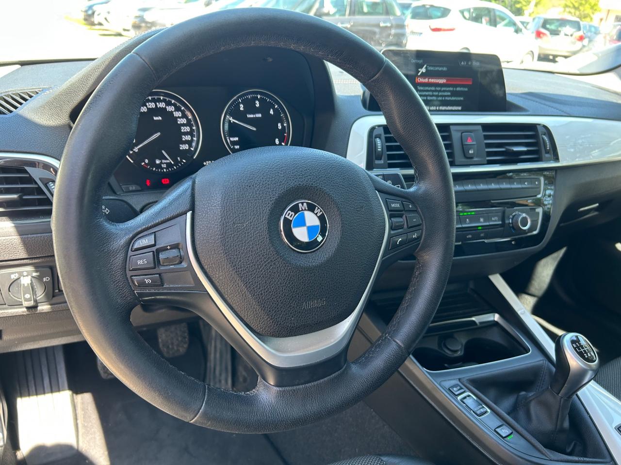 Bmw 116 116d 5p. Urban