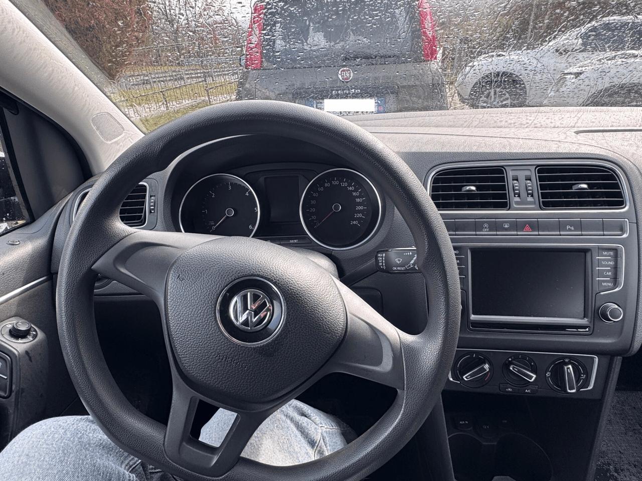 VOLKSWAGEN POLO 1.4 TDI 90CV 2017